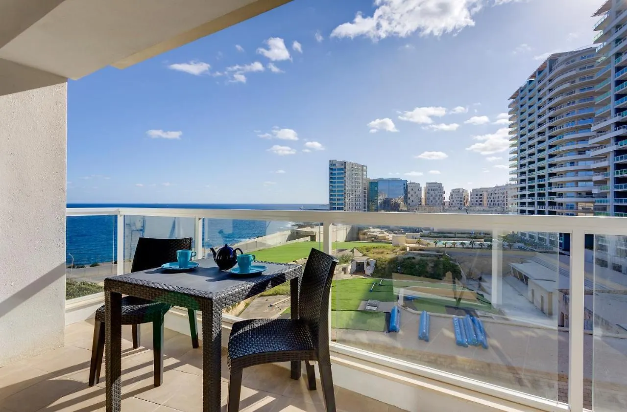 Apartment With Stunning Seaviews Sliema 0*,  Malta
