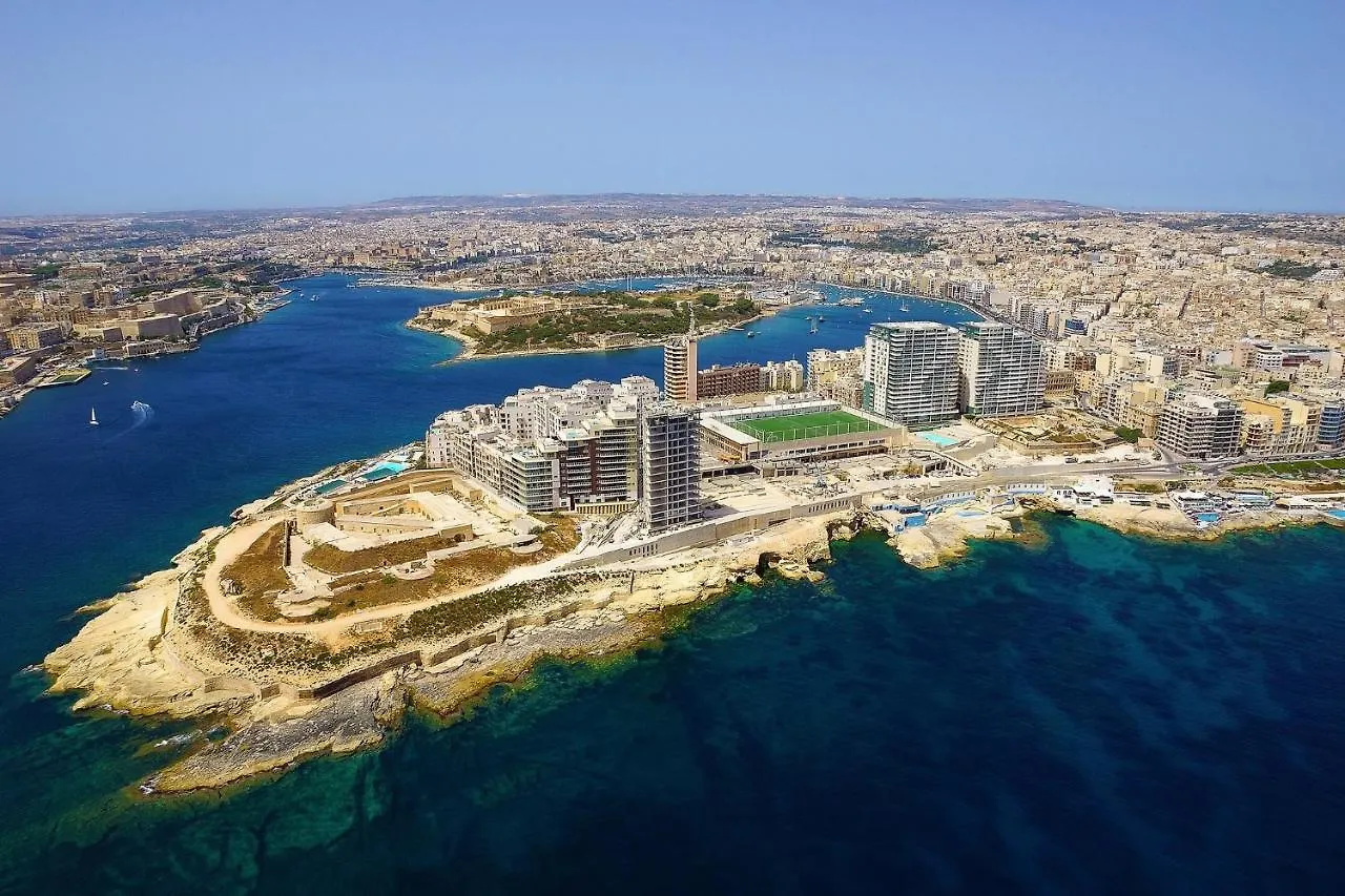 Apartment With Stunning Seaviews Sliema