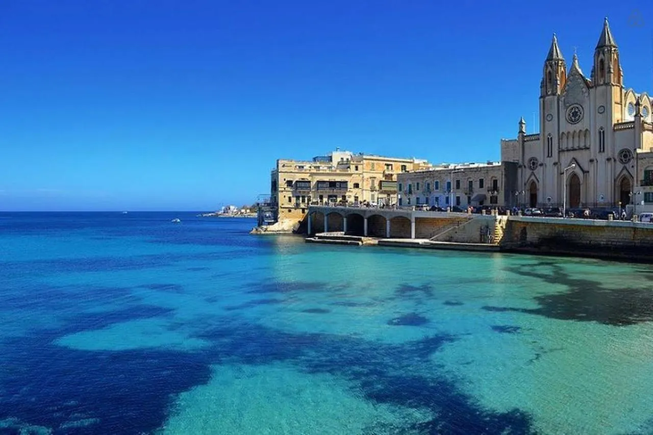 Apartment With Stunning Seaviews Sliema 0*,