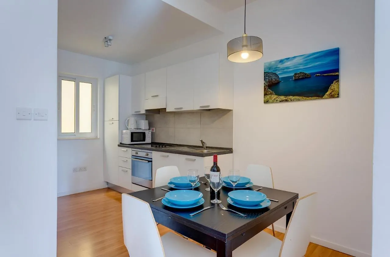 Apartment With Stunning Seaviews Sliema 0*,  Malta