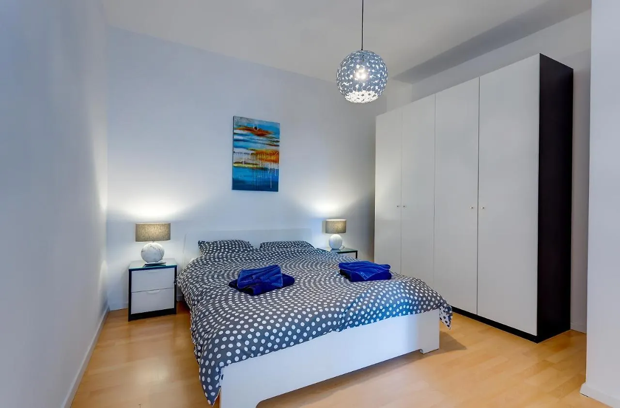 Apartment With Stunning Seaviews Sliema