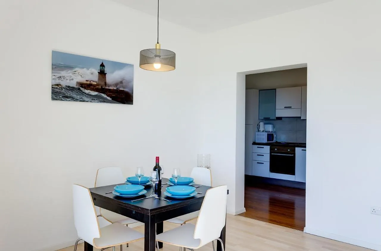 Apartment With Stunning Seaviews Sliema 0*,  Malta