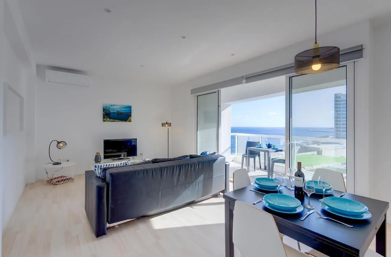 Apartment With Stunning Seaviews Sliema 0*,