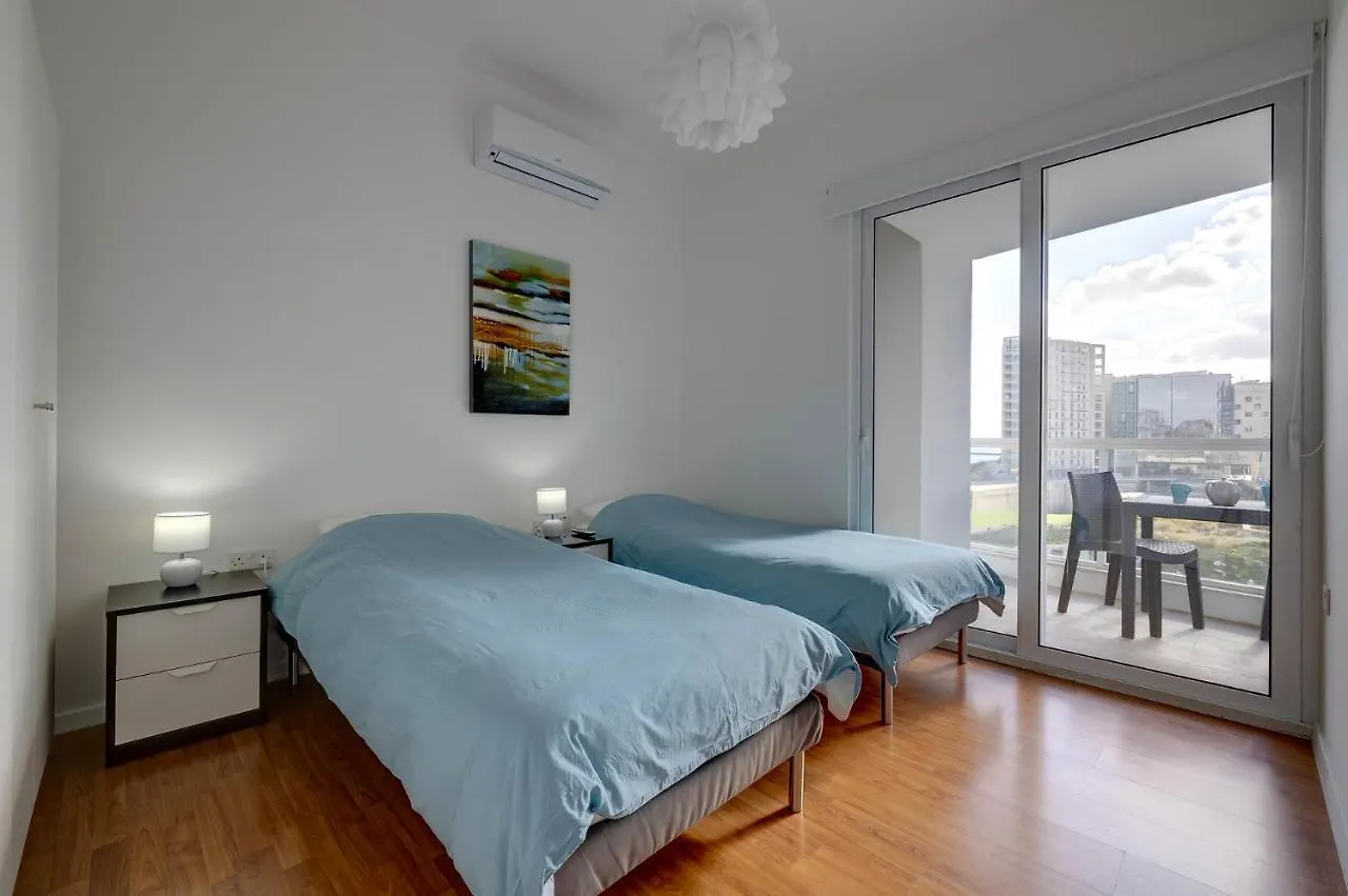 Apartment With Stunning Seaviews Sliema 0*,  Malta